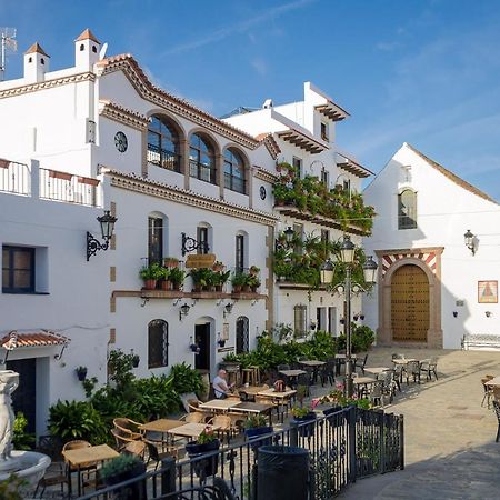 Posada La Plaza Canillas de Albaida Luaran gambar