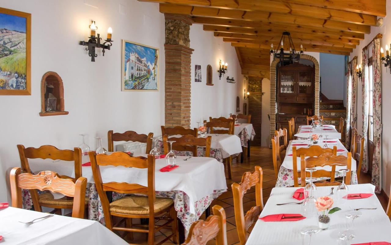 Posada La Plaza Canillas de Albaida Luaran gambar