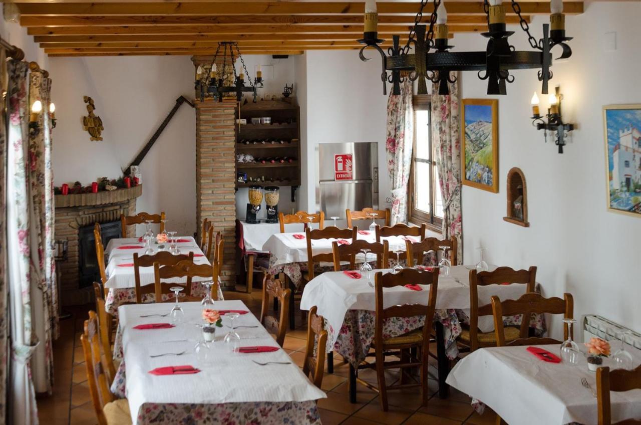 Posada La Plaza Canillas de Albaida Luaran gambar