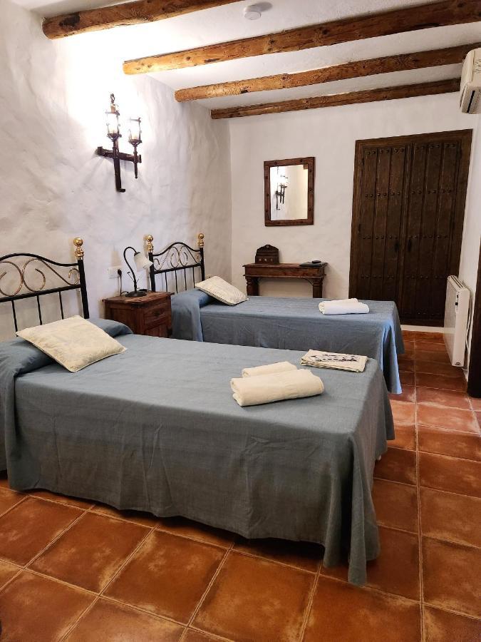 Posada La Plaza Canillas de Albaida Luaran gambar