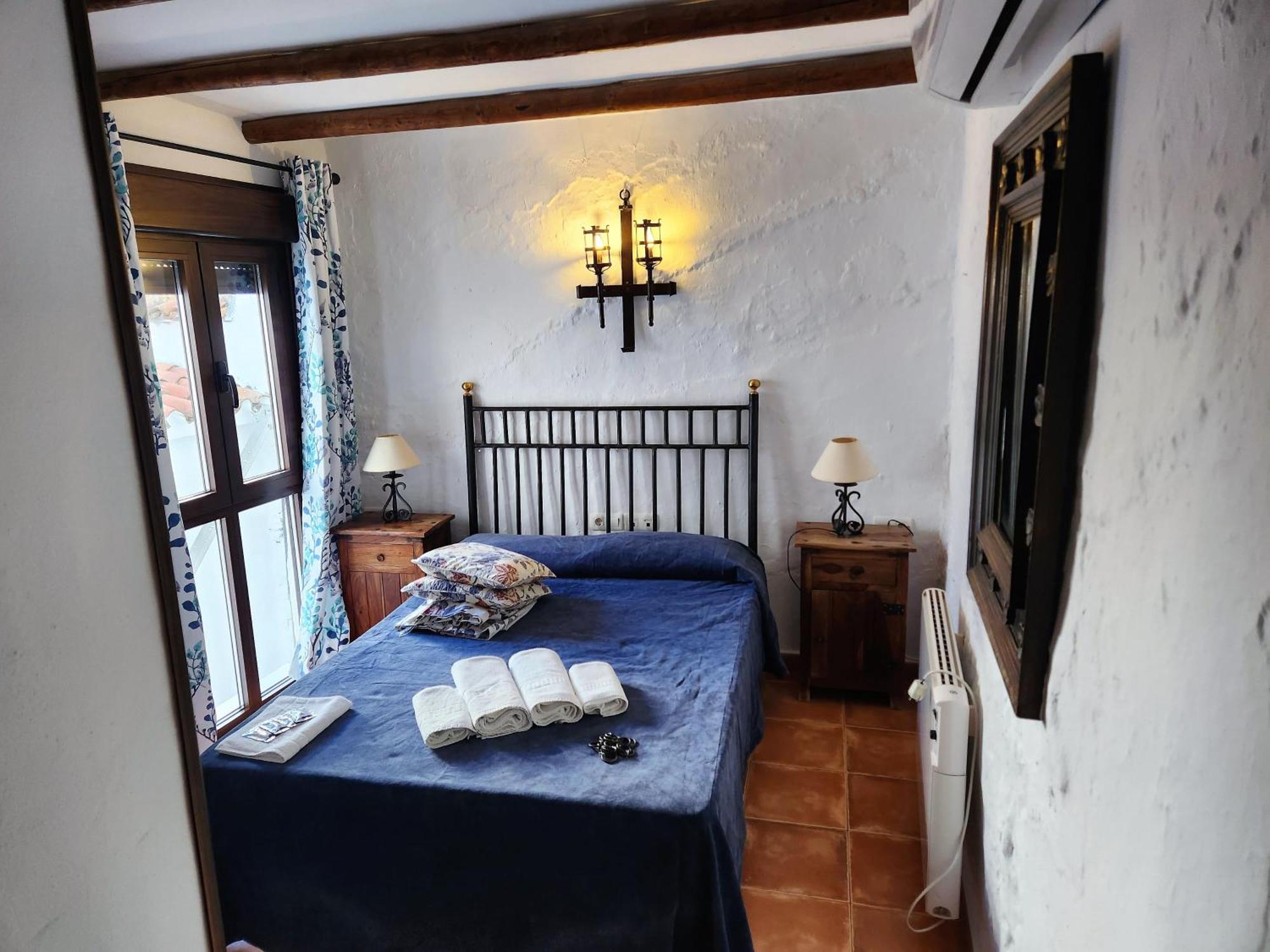 Posada La Plaza Canillas de Albaida Luaran gambar